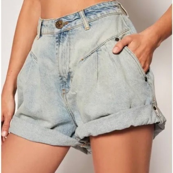 One TEASPOON Kansas Streetwalker Denim Shorts Size 24 - Picture 8 of 9